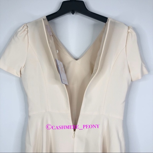 Gal Meets Glam Cream Kate Dress with Pockets 6 - Picture 7 of 10